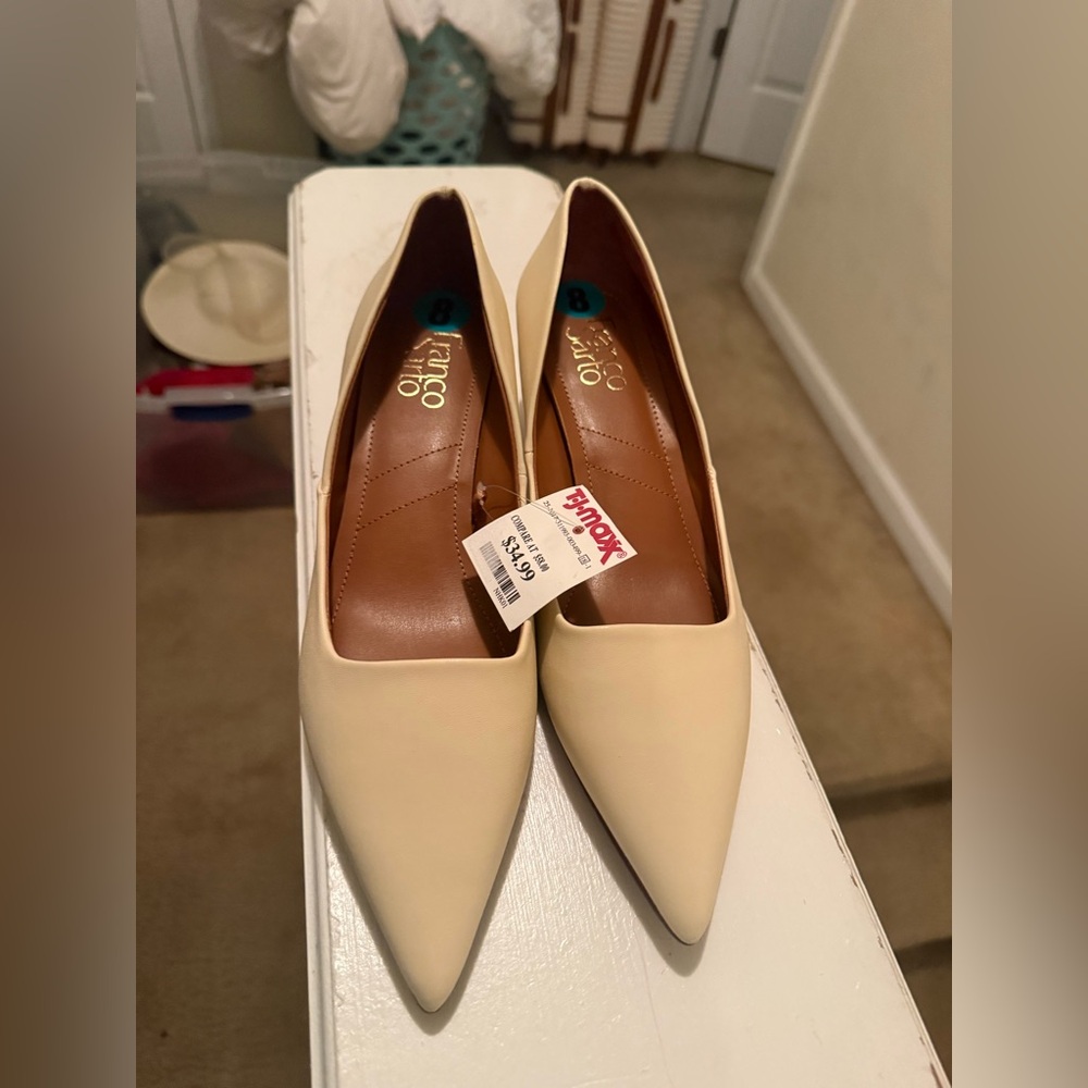 Franco Sarto Women's Cream Pointed Toe Heels
